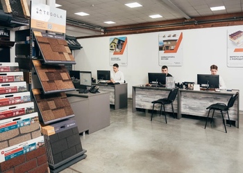 Шоурум компании СтройМаркет Запрудня 4